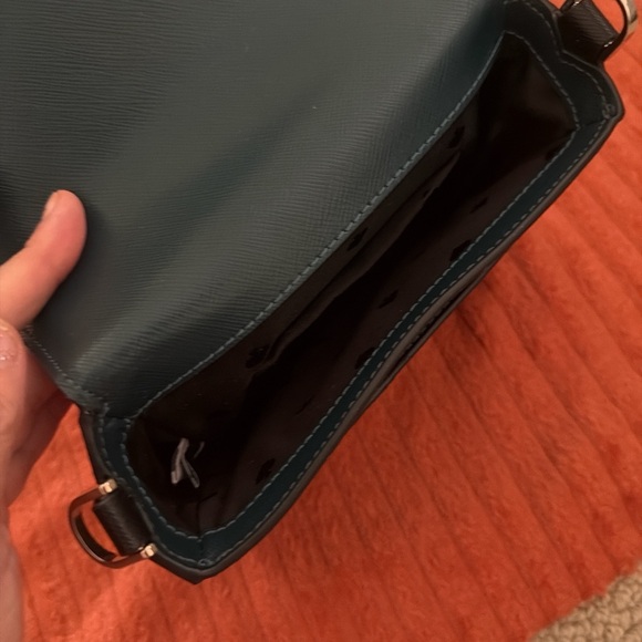 kate spade Black and Cream Mini Bag. - Picture 9 of 13